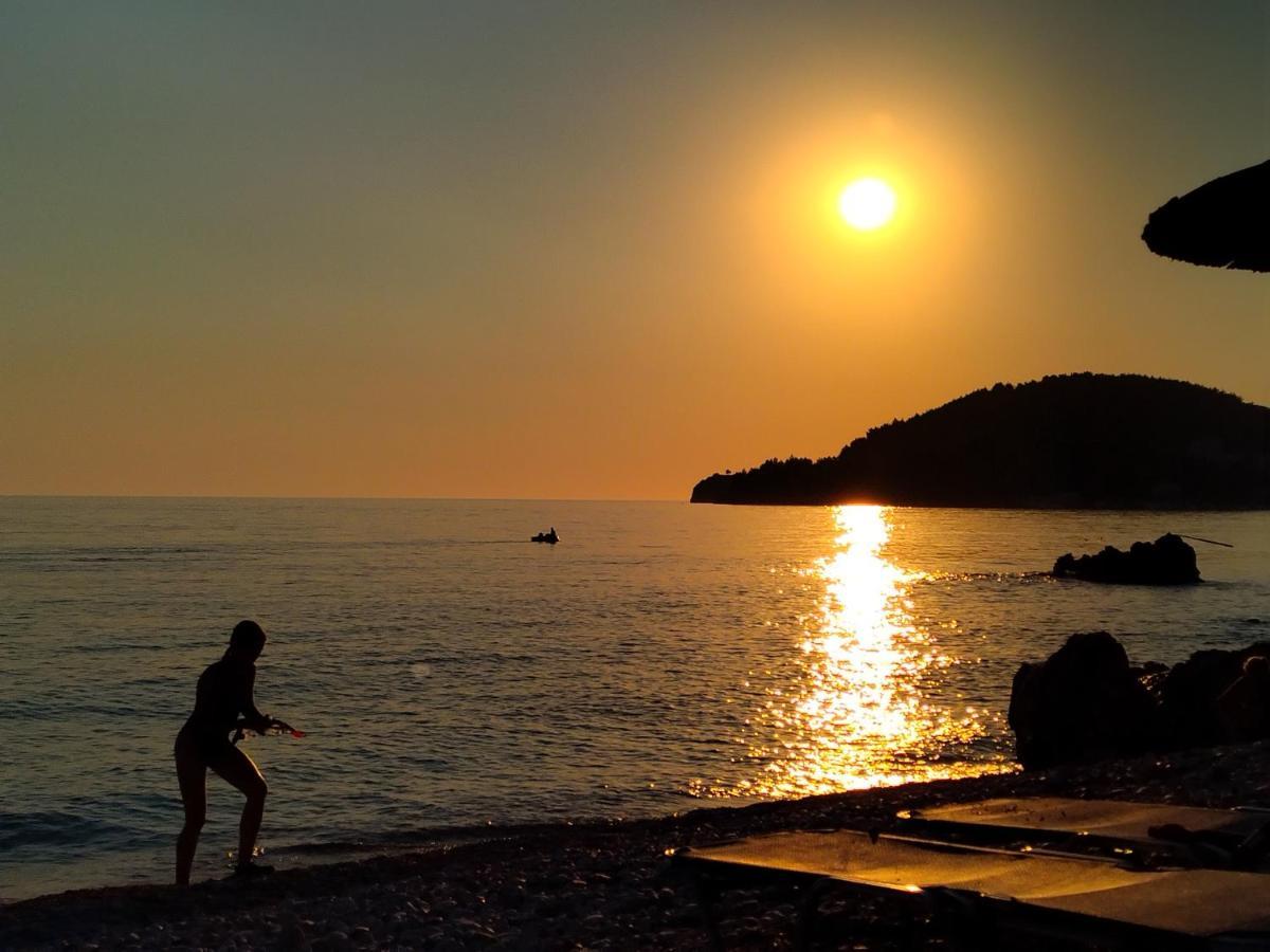 Magic Ionian Apartments & Rooms Himara Zewnętrze zdjęcie