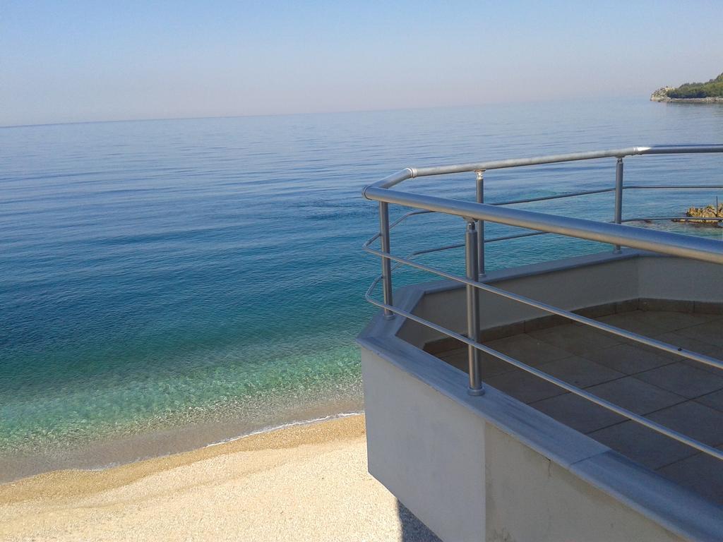 Magic Ionian Apartments & Rooms Himara Zewnętrze zdjęcie