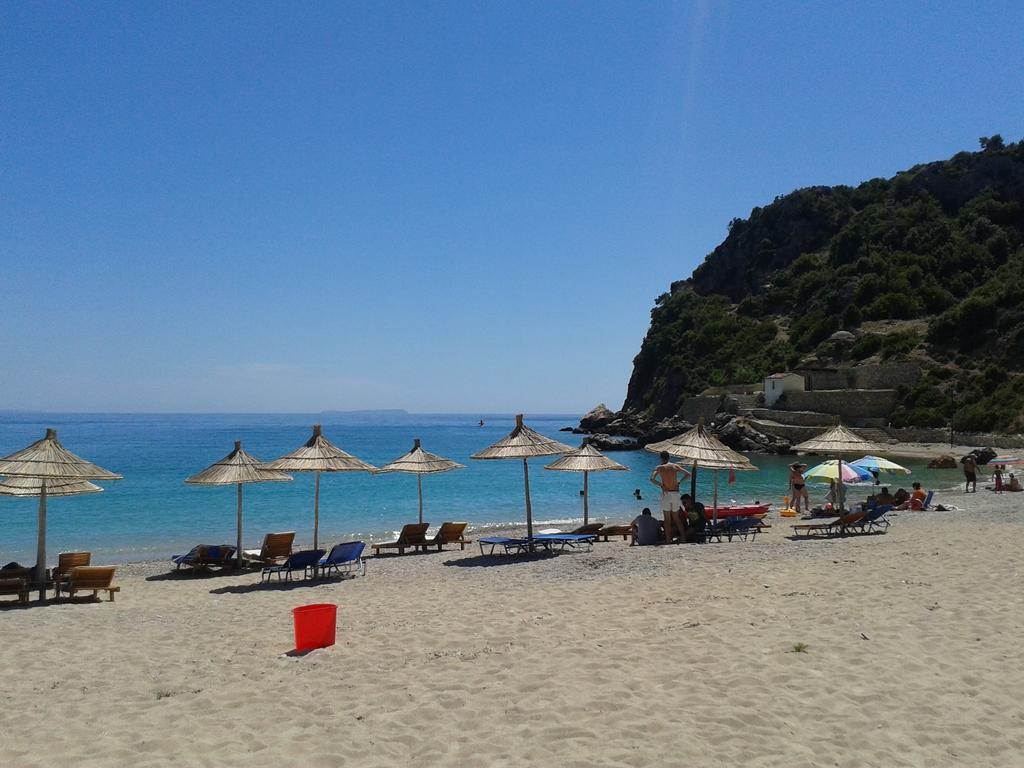 Magic Ionian Apartments & Rooms Himara Zewnętrze zdjęcie