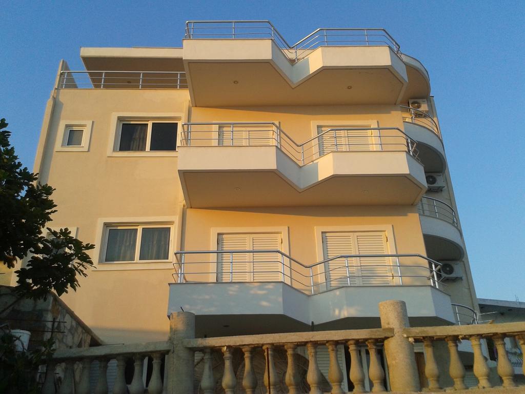 Magic Ionian Apartments & Rooms Himara Zewnętrze zdjęcie